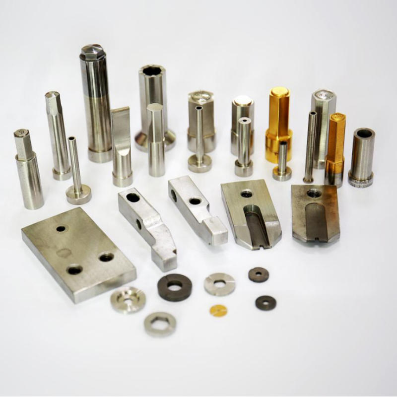 Vehicle traveling data recorder